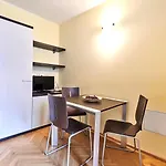 Apartment Halkova 5