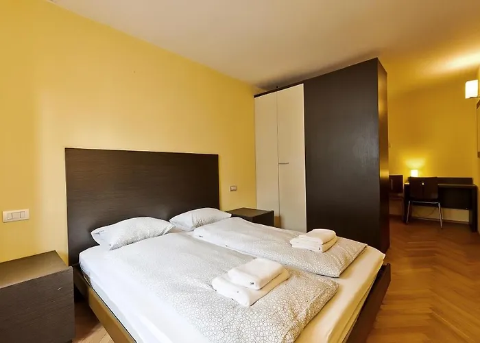 Apartment Halkova 5