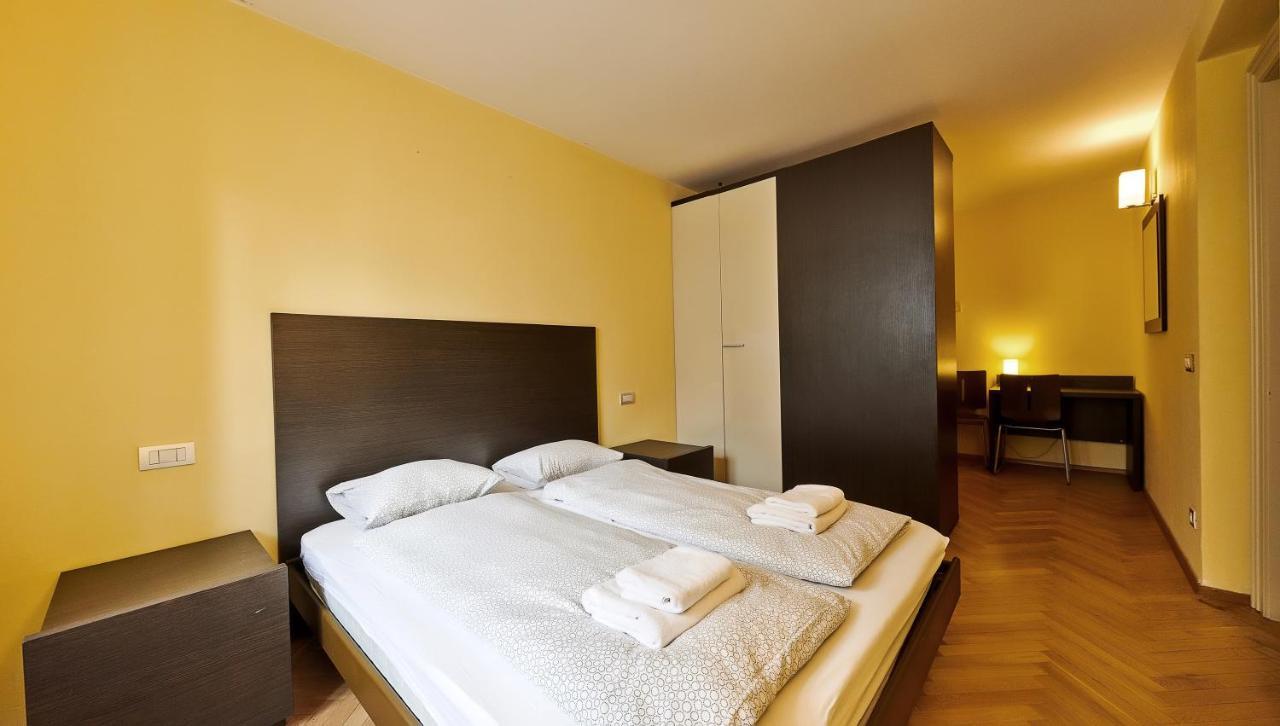 Halkova 5 * Praha